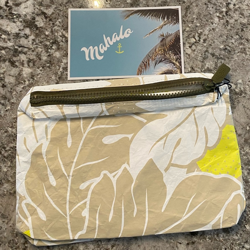 Merrie Monarch LIMITED EDITION ALOHA Bag.NWT